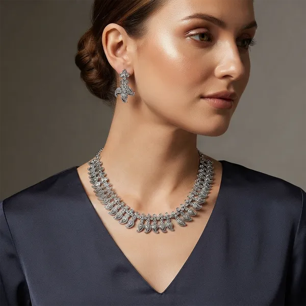 The99jewel_Sparkling_Austrian_Stone_Jewellery_Set_With_Earrings_Silver