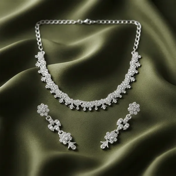 The99jewel_Luxe_Austrian_Necklace_Set_With_Earrings_Silver