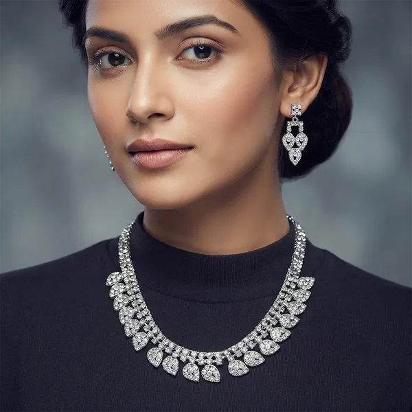 The99jewel_Luxe_Austrian_Necklace_Set_With_Earrings_Silver