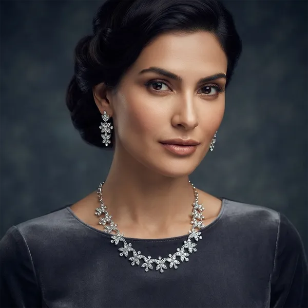 The99jewel_Dazzling_Austrian_Stone_Necklace_Set_With_Earrings_Silver