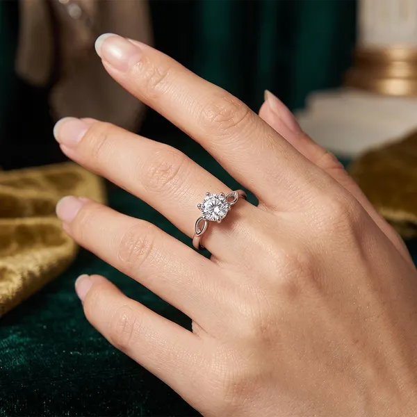 The99jewel_Silver_Plated_Cz_Solitaire_Adjustable_Ring_With_Box_Silver