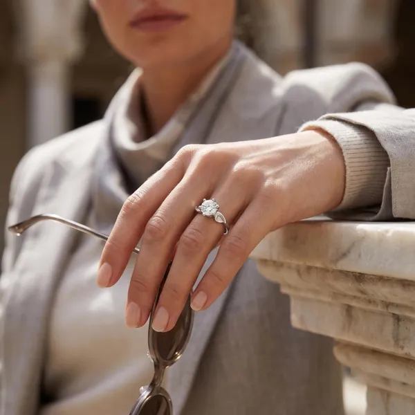 The99jewel_Silver_Plated_Cz_Solitaire_Adjustable_Ring_With_Box_Silver