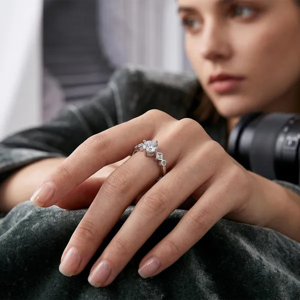The99jewel_Silver_Plated_Cz_Solitaire_Adjustable_Ring_With_Box_Silver