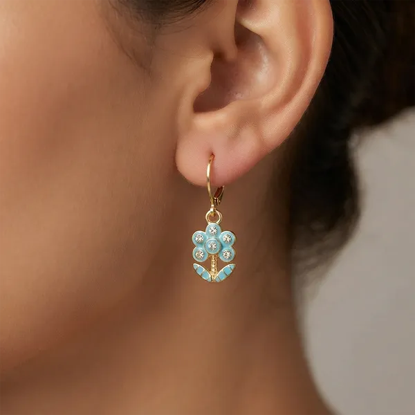 The99jewel_Glamorous_Gold_Plated_Floral_Design_Hoop_Earrings_Light_Blue