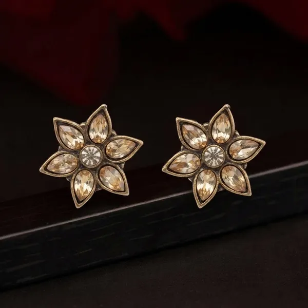 The99jewel_Antique_Gold_Plated_Crystal_Stud_Earrings_Gold