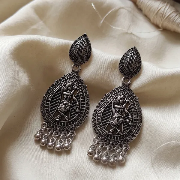 The99jewel_Oxidised_Plated_Tempel_Pearl_Dangler_Earrings_Oxidised