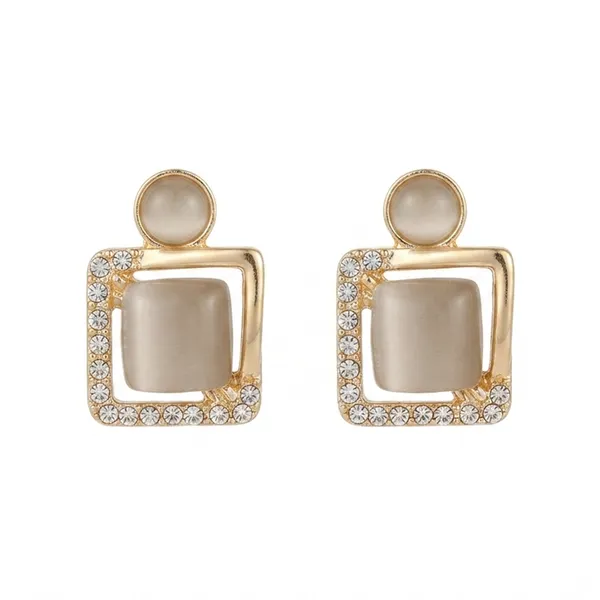 The99jewel_Exclusive_Gold_Plated_Crystal_Stone_Elegant_Earrings_Gold