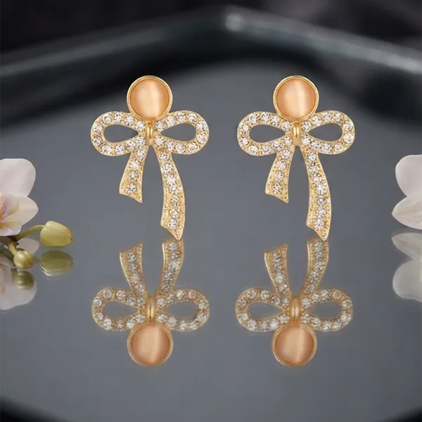 The99jewel_Exclusive_Gold_Plated_Crystal_Stone_Elegant_Earrings_Gold