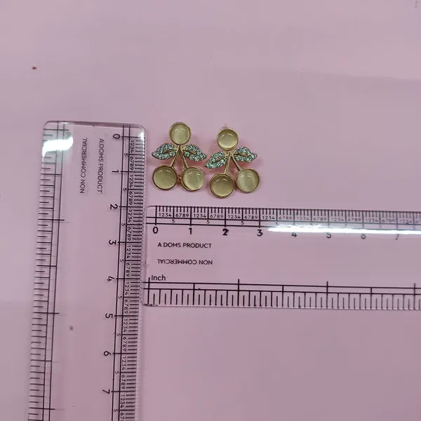 The99jewel_Exclusive_Gold_Plated_Crystal_Stone_Elegant_Earrings_Gold