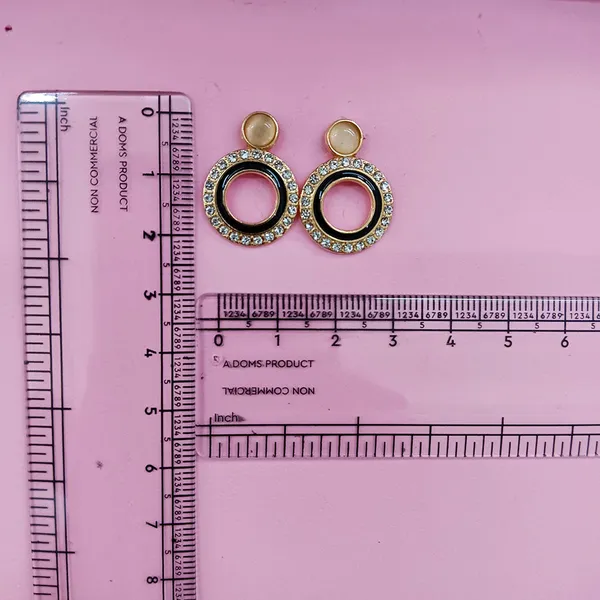 The99jewel_Exclusive_Gold_Plated_Crystal_Stone_Elegant_Earrings_Gold