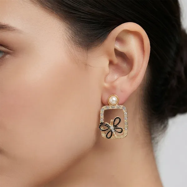 The99jewel_Exclusive_Gold_Plated_Crystal_Stone_Elegant_Earrings_Gold