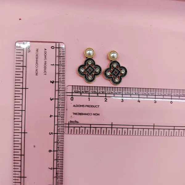The99jewel_Exclusive_Gold_Plated_Crystal_Stone_Elegant_Earrings_Gold