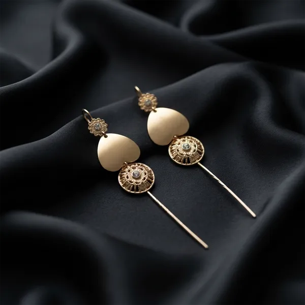 The99jewel_Gold_Plated_Heart_Shape_Ear_Cuff_Gold