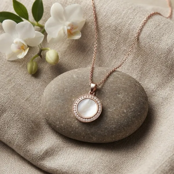 The99jewel_Sparkling_Austrian_Stone_Rose_Gold_Plated_Round_Shape_Chain_Pendant_White