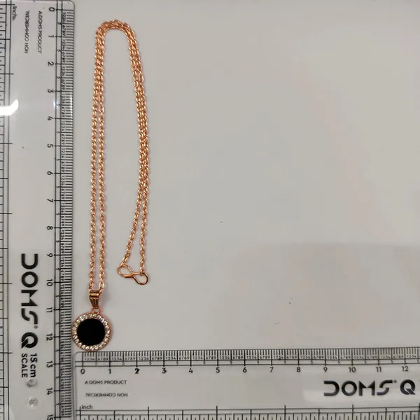 The99jewel_Sparkling_Austrian_Stone_Rose_Gold_Plated_Round_Shape_Chain_Pendant_Black