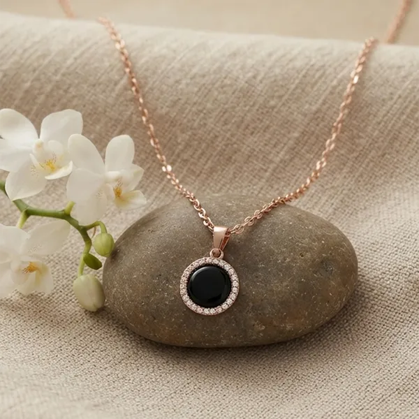 The99jewel_Sparkling_Austrian_Stone_Rose_Gold_Plated_Round_Shape_Chain_Pendant_Black