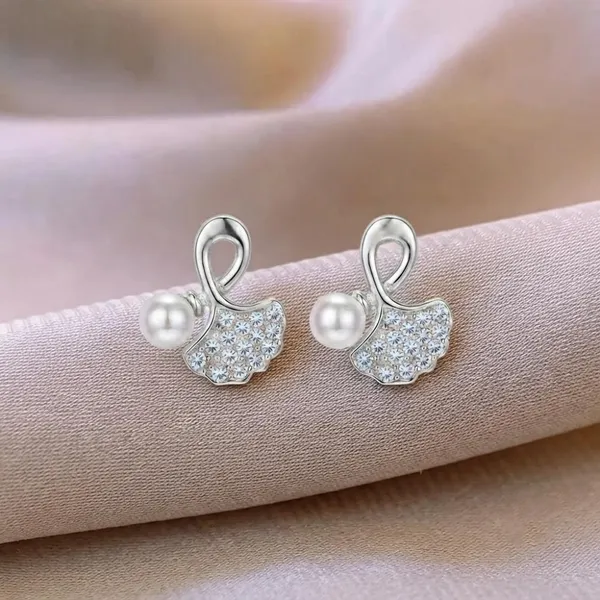 The99jewel_Silver_Plated_Leaf_Shape_Austrian_Stone_Pearl_Stud_Earrings_For_Women_Silver