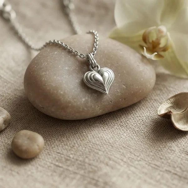 The99jewel_Modern_Silver_Plated_Heart_Shape_Pendant_Chain_For_Women_Silver