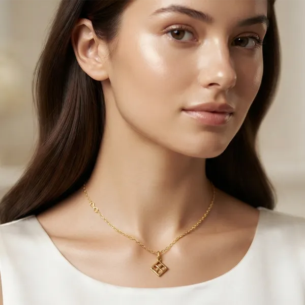 The99jewel_Modern_Gold_Plated_Four_Leaf_Clover_Shape_Chain_Pendant_For_Women_Gold