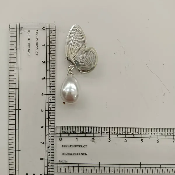 The99jewel_Beautiful_Butterfly_Shape_Pearl_Drop_Earrings_For_Women_Classic_Ethnic_Party_Wear_Silver