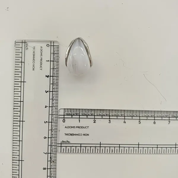 The99jewel_Premium_White_Marble_Rasin_Teardrop_Stud_Earrings_For_Women_Silver