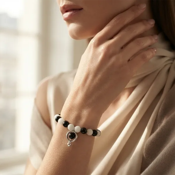 The99jewel_Classic_Black_White_Bead_Bracelet_For_Women_Trendy_Fashion_Jewellery_Mix