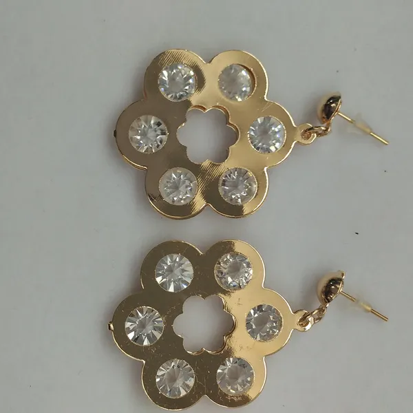 The99jewel_Gold_Plated_Floral_Shape_Earrings_With_Crystal_Stone_For_Women_Stylish_Fashion_Jewellery_Gold