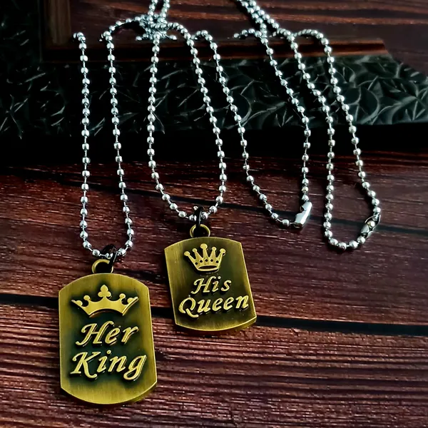 The99jewel_Wooden_Style_Her_King_And_His_Queen_Pendant_Couple_Jewellery_Combo_Gold