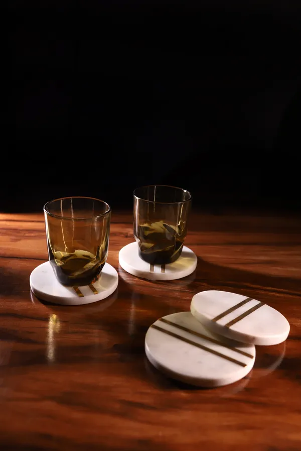 White_And_Brown_Premium_Marble_With_Brass_Inlay_Coasters_Set_For_Home_Decor_(Pack_Of_4)