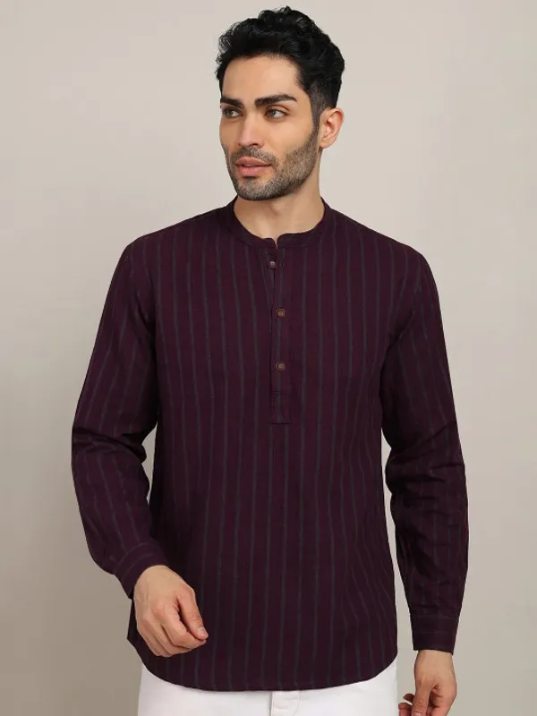 Men's_Striped_Cotton_Short_Kurta_-_Maroon