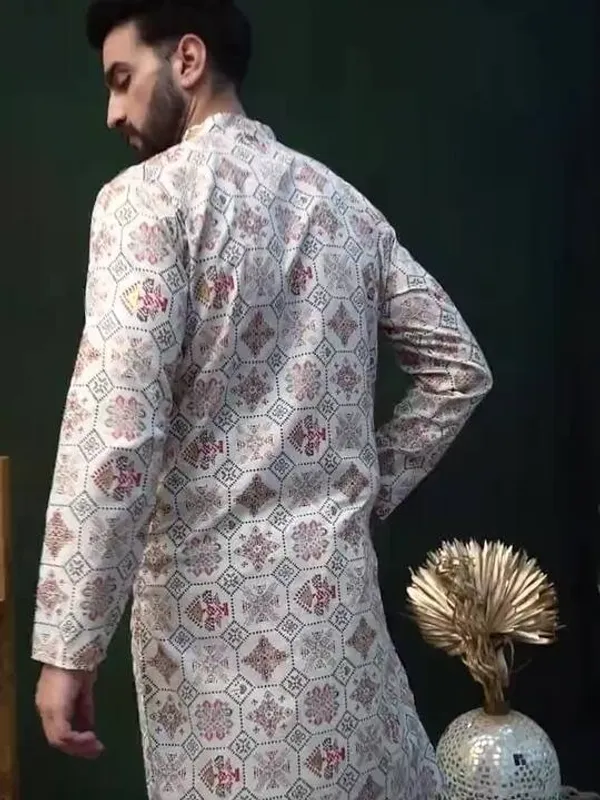 Men's_Printed_Kurta_With_Pajama_Set_-_Traditional_Ethnic_Wear