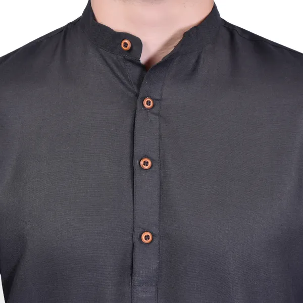 Men's_Black_Long_Kurta_With_Mandarin_Collar