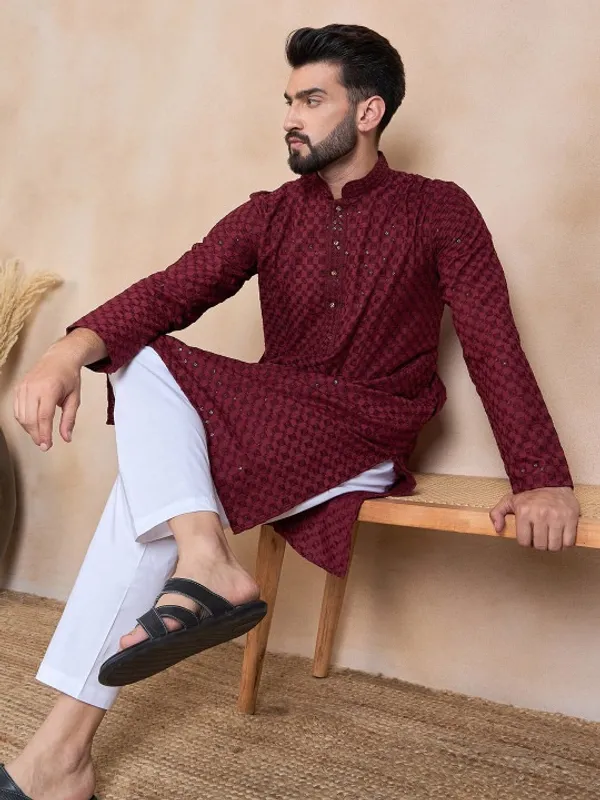 Men's_Maroon_Embroidered_Kurta_With_White_Pajama_Set