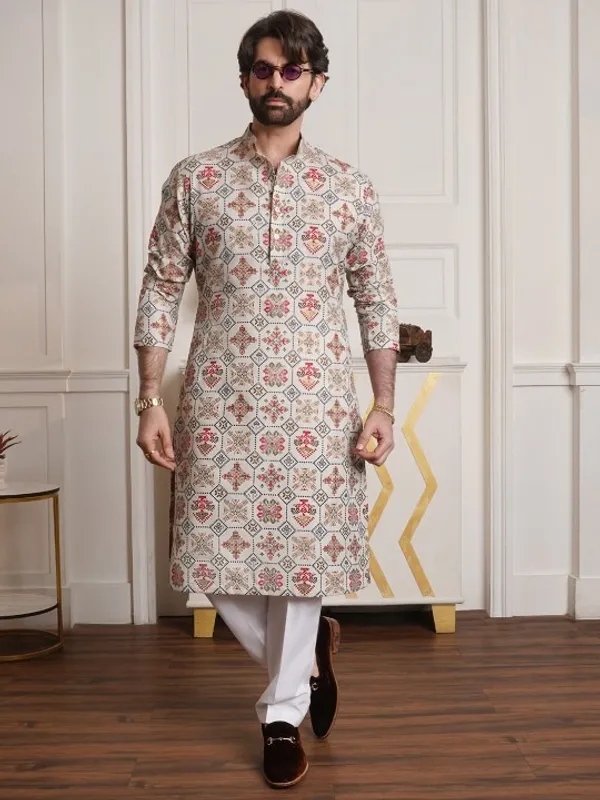 Men's_Printed_Kurta_With_Pajama_Set_-_Traditional_Ethnic_Wear