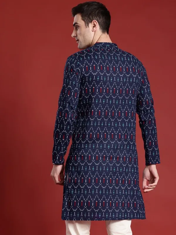 Men's_Navy_Blue_Printed_Cotton_Kurta_With_Mandarin_Collar