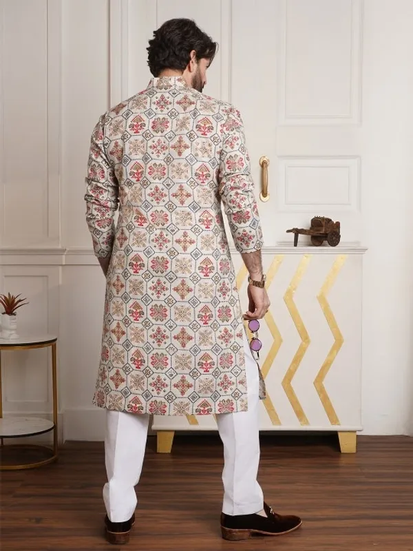 Men's_Printed_Kurta_With_Pajama_Set_-_Traditional_Ethnic_Wear