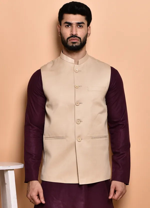 Men's_Ethnic_Kurta_Set_With_Nehru_Jacket_-_Maroon_And_Beige