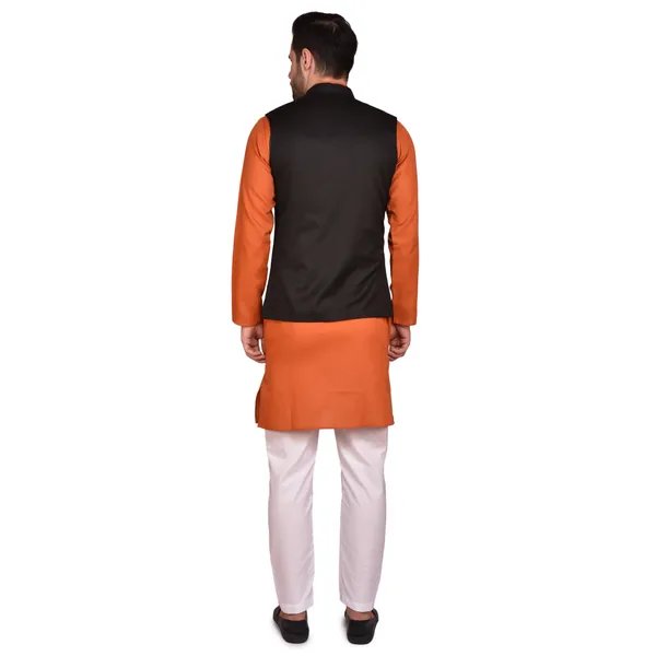 Men's_Ethnic_Kurta_Pajama_Set_With_Black_Nehru_Jacket