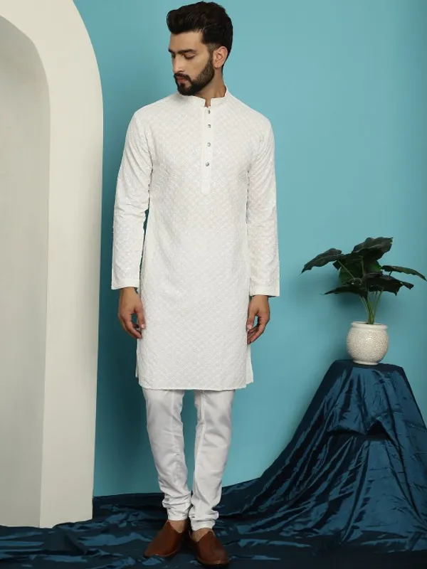 Men's_White_Embroidered_Kurta_Pajama_Set_-_Ethnic_Wear