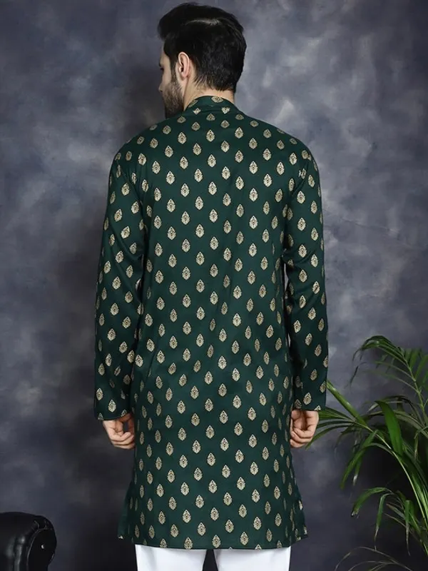 Men's_Dark_Green_Ethnic_Kurta_With_Golden_Buti_Print