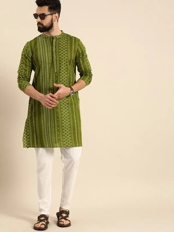 Men's_Green_Printed_Kurta_With_White_Pajama_Set