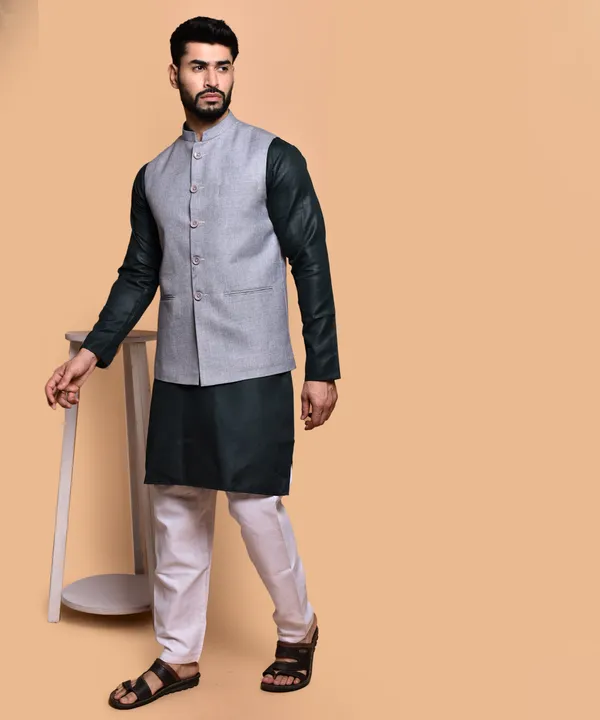 Men's_Grey_Linen_Nehru_Jacket_With_Black_Kurta_Pajama_Set