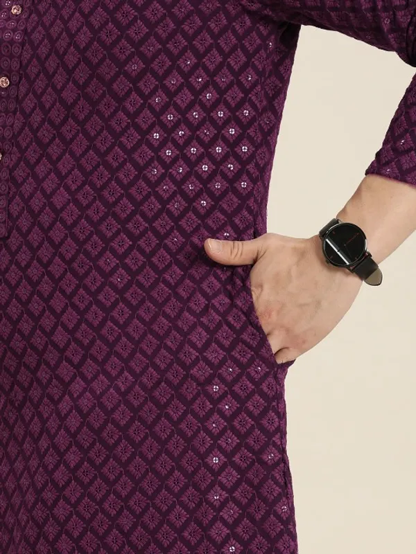 Men's_Purple_Ethnic_Kurta_With_All-Over_Printed_Pattern_And_Full_Button_Placket