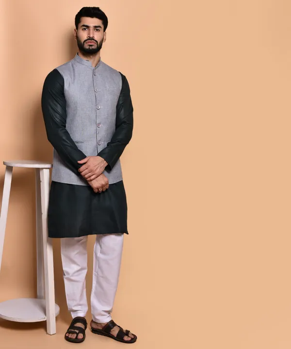 Men's_Grey_Linen_Nehru_Jacket_With_Black_Kurta_Pajama_Set
