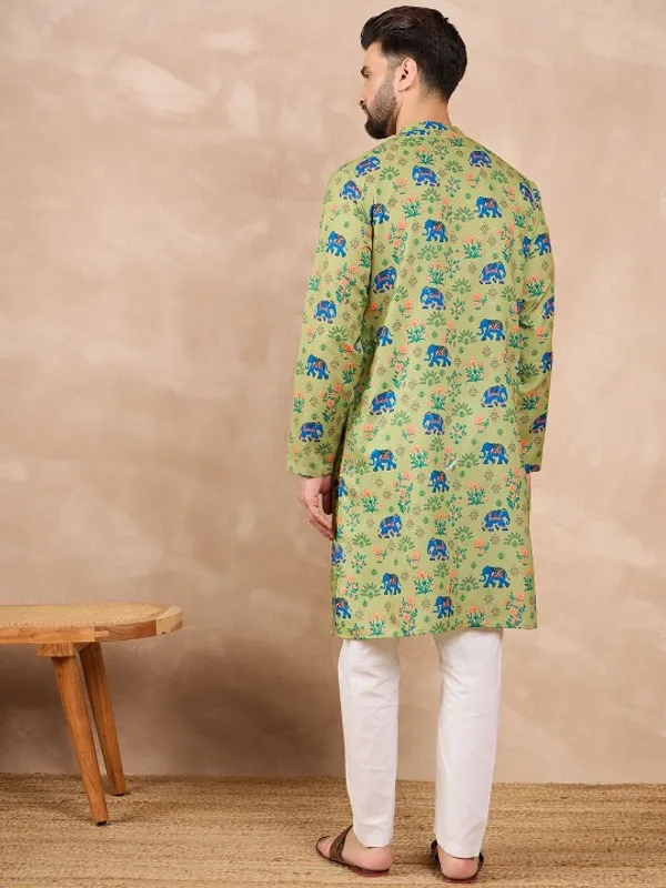 Men's_Green_Printed_Kurta_With_Elephant_And_Floral_Pattern