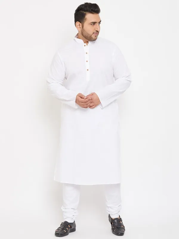 Men's_White_Cotton_Kurta_With_Mandarin_Collar_And_Wooden_Buttons