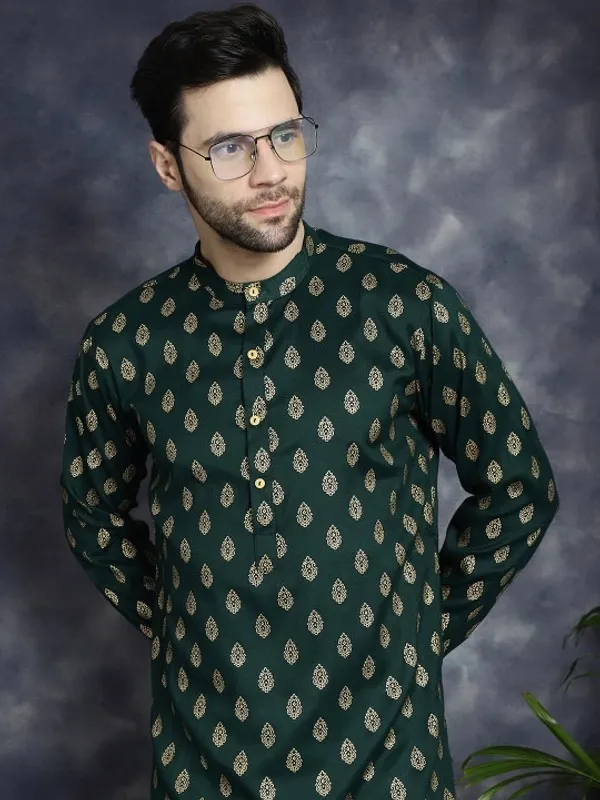 Men's_Dark_Green_Ethnic_Kurta_With_Golden_Buti_Print