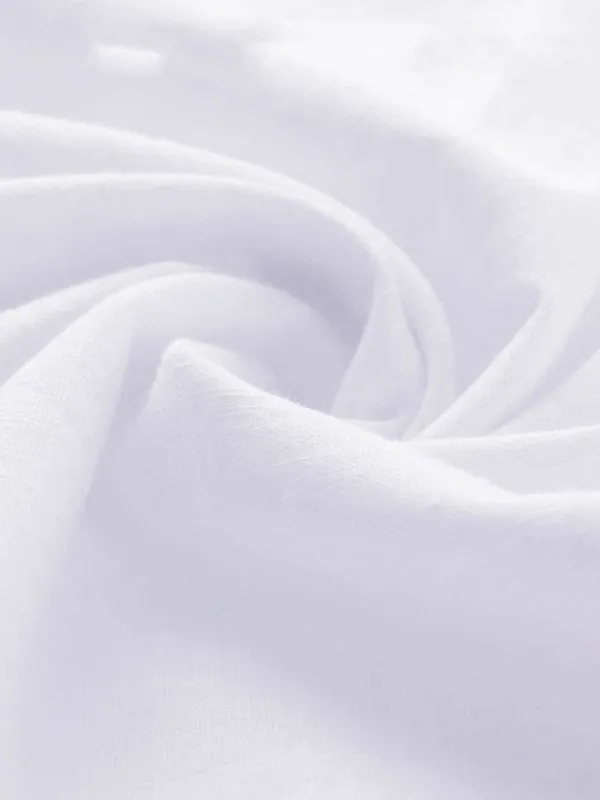 Men's_White_Linen_Kurta_With_Mandarin_Collar_And_Button_Details