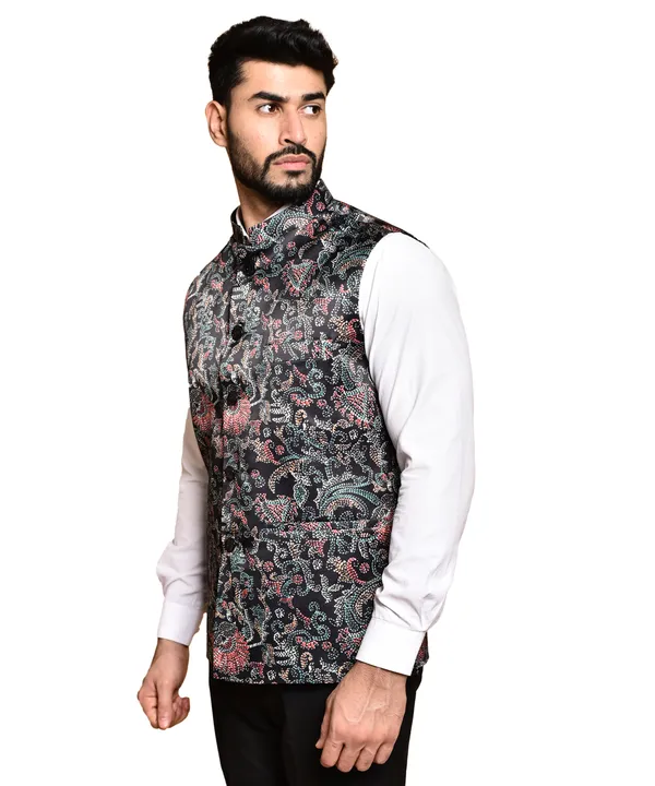 Black_Floral_Embroidered_Nehru_Jacket_For_Men