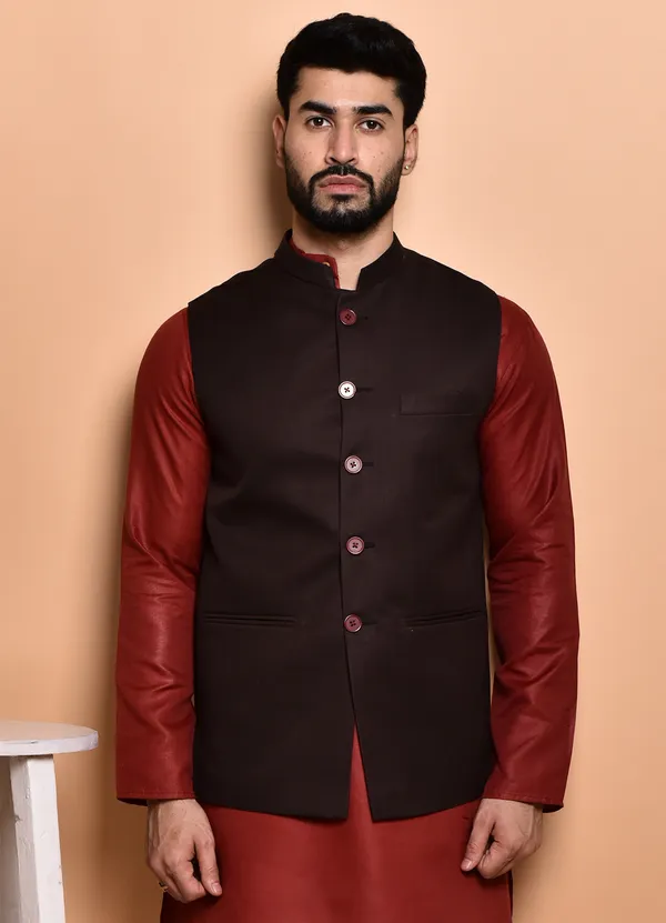 Men's_Ethnic_Nehru_Jacket_Set_-_Maroon_Kurta_With_Black_Waistcoat